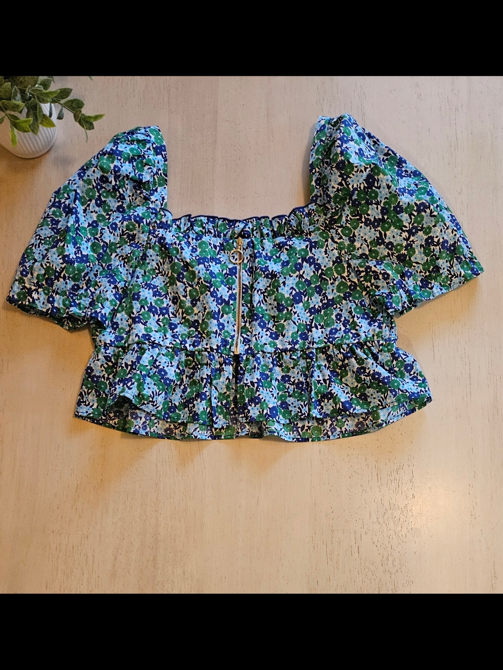 ZARA Blue-Green Floral Puff Sleeve Crop Top - Picture 2 of 4